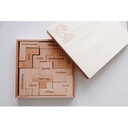 Goldene Pyramide als 13 Blöcke Spiel