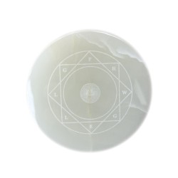 Grüner Onyx als Massagestein mit Atlantis-Symbol